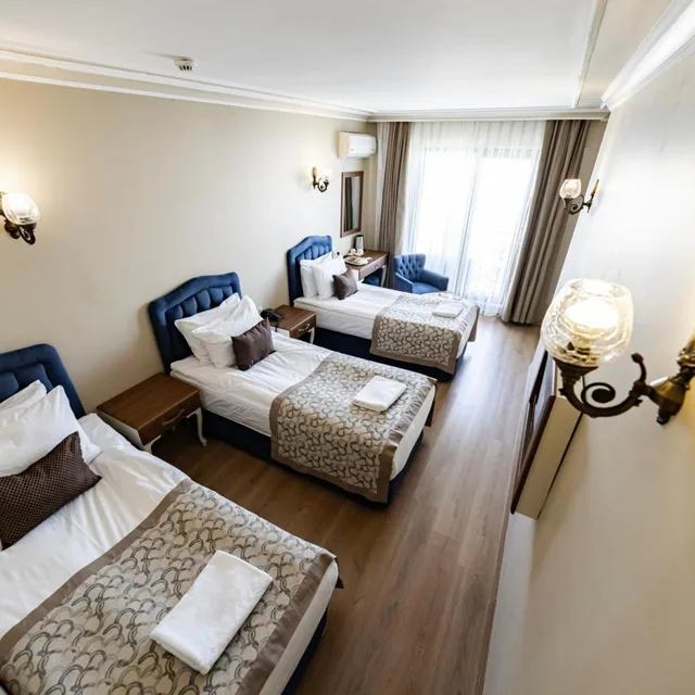 غرفة ثلاثية بإطلالة على المدينة، Grand Hamit Hotel 7/10