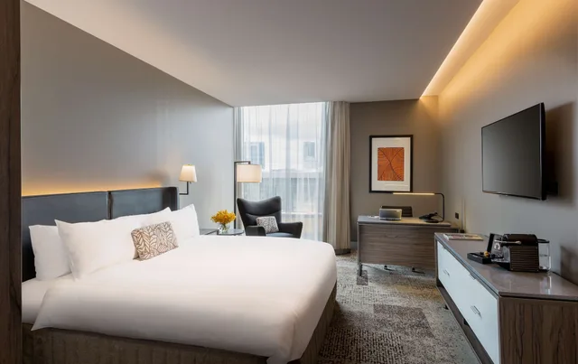 Parkroyal, Club, King Bed، Parkroyal Parramatta 2/4