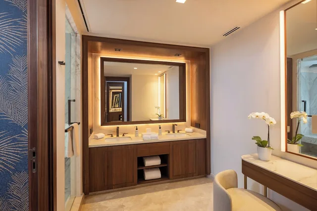 Grand, Family Suite, 1 King and 2 Queen Beds, Golf Course View، Moon Palace The Grand Punta Cana 8/8