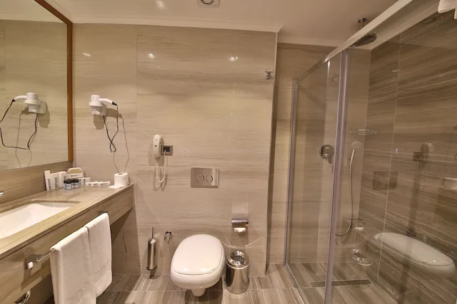 غرفة سوبيريور ثلاثية بسرير مزدوج وسرير فردي، Bof Hotel Uludag 4/5