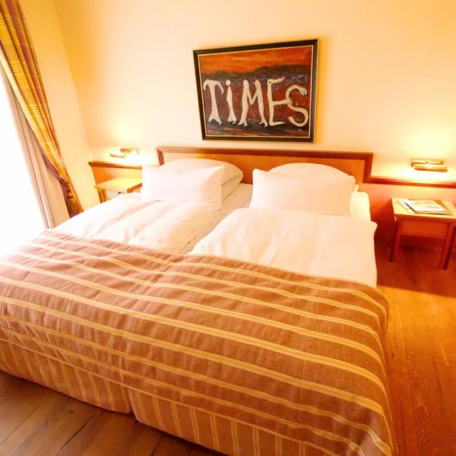 Room, Double or Twin Bed, Villa Hammerschmiede Hotel 3/10