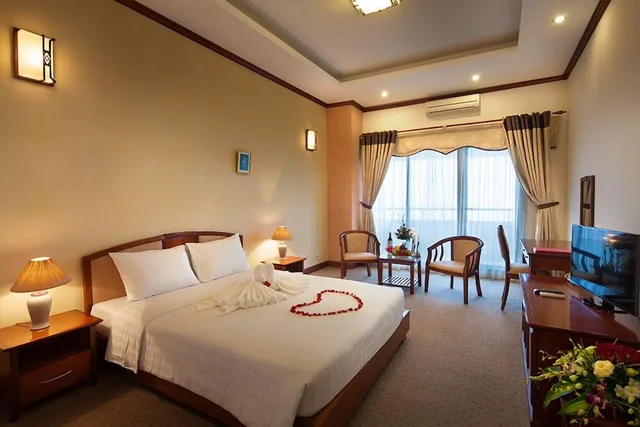 Deluxe, Twin Beds, CWD Hotel 2/7