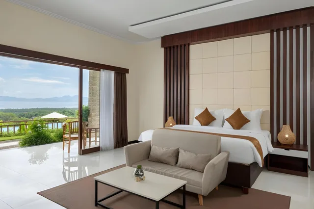 غرفة ديلوكس بسرير مزدوج وسريرين منفصلين بإطلالة على البحر، Semabu Hills Hotel Nusa Penida - Bali 1/1