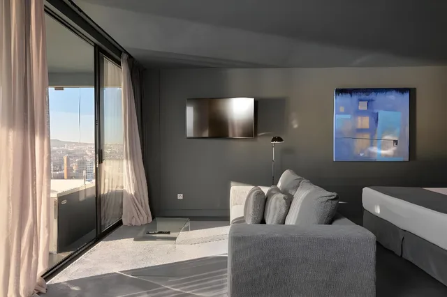 جناح جونيور بسرير فردي، Barcelona Princess 2/2