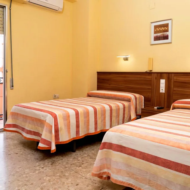 غرفة بسريرين منفصلين، Hotel Borja 2/5