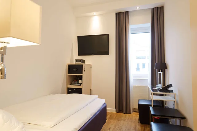 غرفة قياسية مفردة، Scandic Berlin Kurfurstendamm 4/13