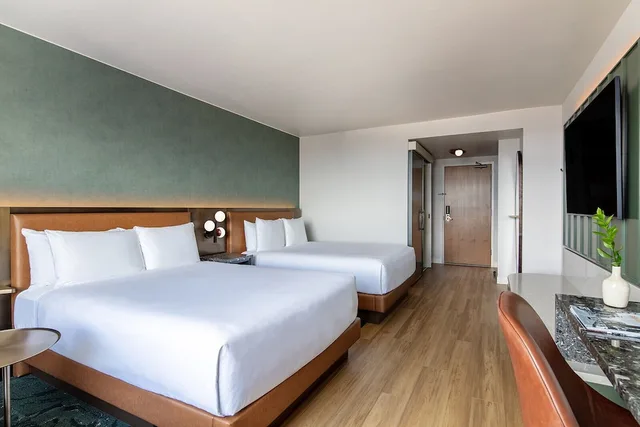 غرفة بسريرين كوين في طابق مرتفع، Hyatt Regency Denver 6/10