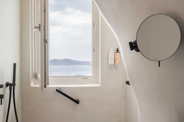 Mini, Suite, 2 Queen Beds, Caldera View, Sofa, Plunge Pool، Rocabella Deluxe Suites And Spa 9/9