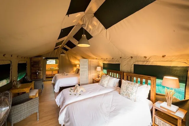 Marula, Tent, Double and Twin Beds، Rukiya Safari Camp 2/3