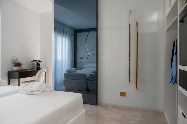 Classic, Double Bed, Lateral Side Sea View، The Promenade Luxury Wellness Hotel 3/7