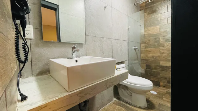 جناح بسرير كينج، Hit Merida Hotel Boutique 2/2