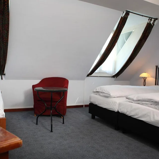 غرفة عائلية، Hotel Montana Zurich 4/5