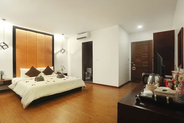 استوديو بسرير كينج بإطلالة على المسبح بشرفة، Central Corner D Angkor 6/9
