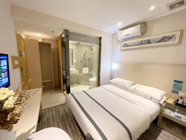 غرفة بسرير مزدوج، City Comfort Inn Laibin Liulai 2/2