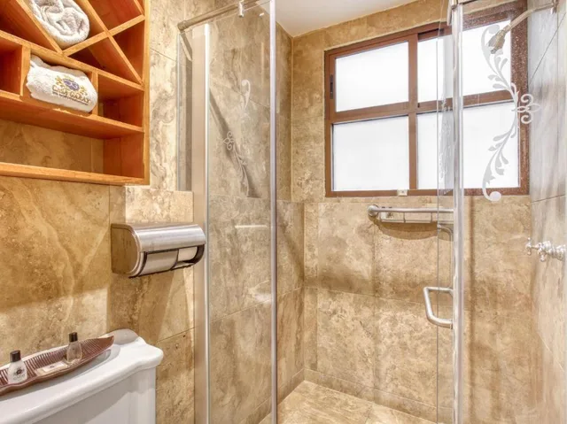 غرفة ديلوكس بسرير كينج، Hotel Boutique Casa Garay 3/3