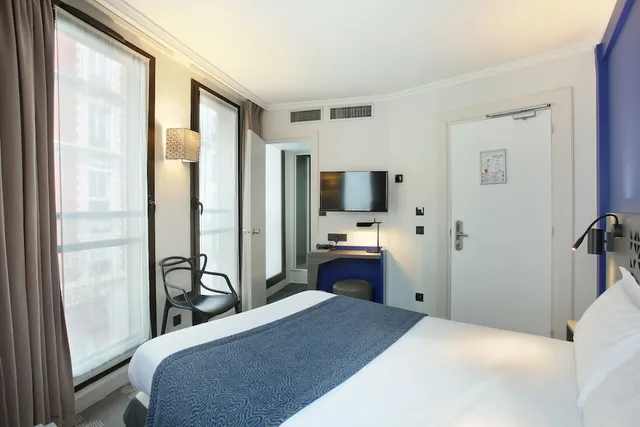 غرفة متصلة بسرير مزدوج وسريرين منفصلين، Eiffel Capitol Hotel 1/6