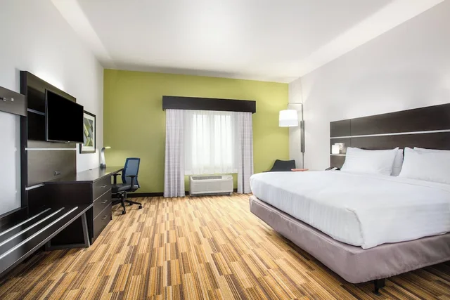 غرفة قياسية بسرير كينج، HOLIDAY INN EXPRESS & SUITES RAPID CITY - RUSHMORE SOUTH 2/9