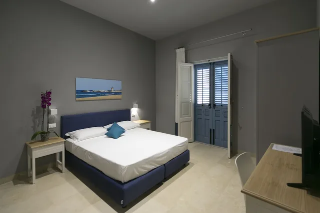1 Bedroom, Deluxe, Suite, Queen Bed, City View, Sofa, ZIBIBBO SUITES & ROOMS 5/10
