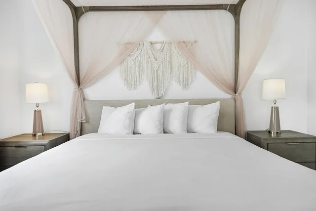 City, Penthouse, King Bed, Sofa، The One50 Hotel 4/8