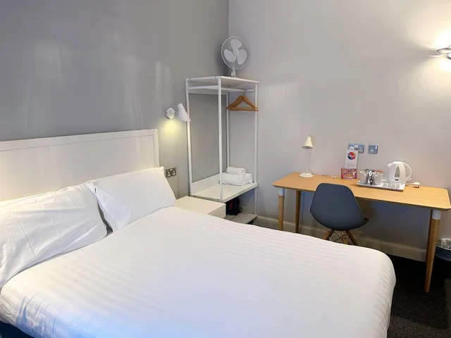 غرفة كلاسيكية بسرير مزدوج، Legends Hotel Brighton 2/9