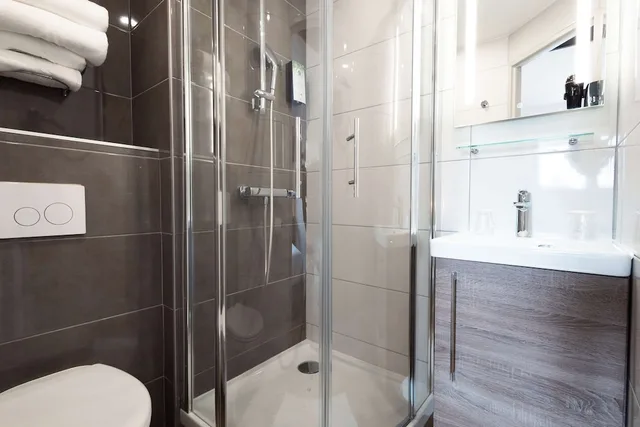 غرفة سوبيريور بسرير مزدوج، Kyriad Direct Orleans Nord - Cap Saran 4/5