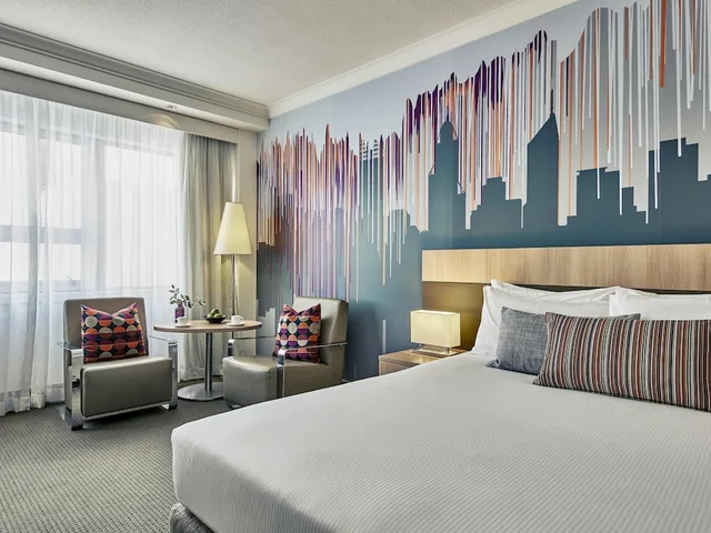 Superior, Queen Bed, Mercure Perth 6/10