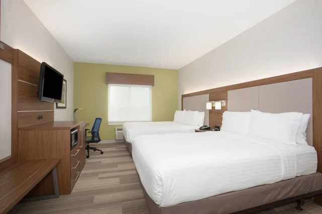 جناح بغرفة نوم واحدة، Holiday Inn Express Hotel Suites Amarillo 2/5