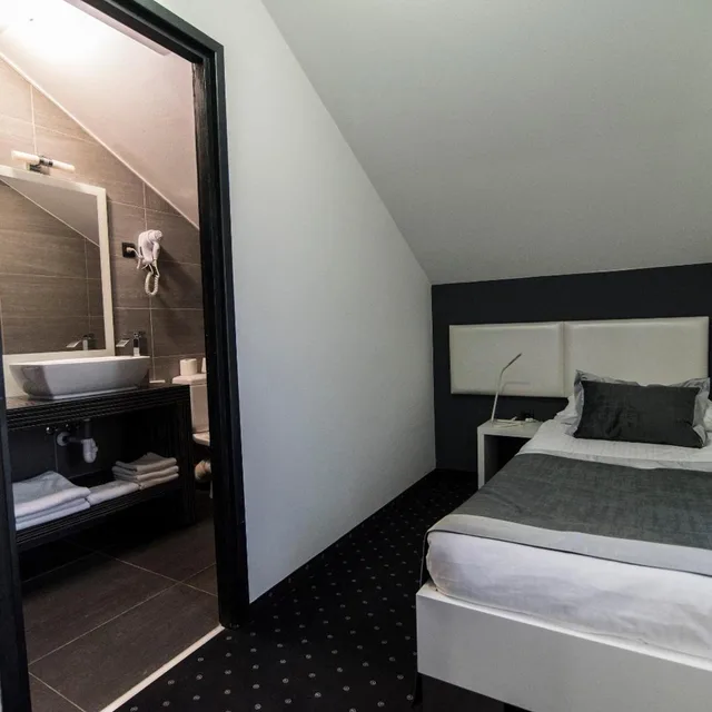 غرفة كومفورت ثلاثية، COOL ROOMS ZAGREB AIRPORT 9/10