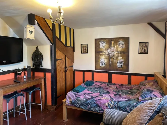 غرفة قياسية بسرير مزدوج، OYO Yarm Cottages 5/8
