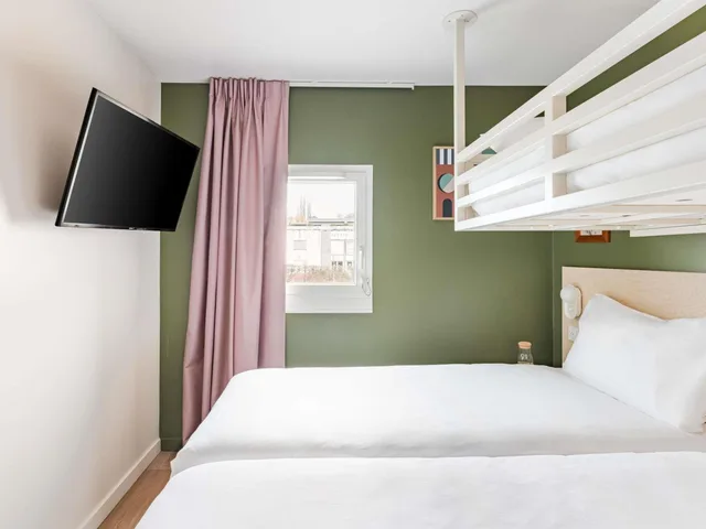 Pop, Triple, Twin Beds, Bunk Bed، Greet Hotel Prevessin Geneve Aeroport (Ouverture Octobre 2024) 3/7