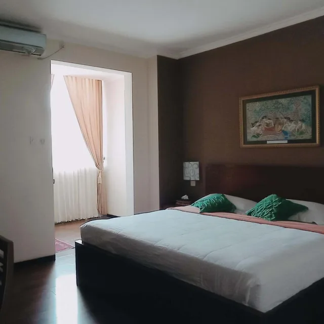 غرفة بسرير كوين، Helios Hotel Malang 4/8