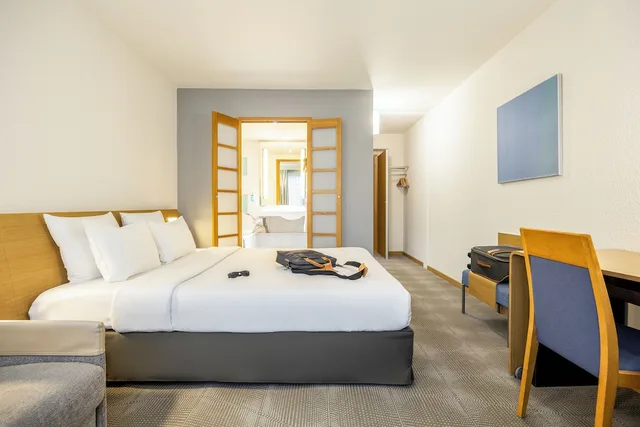 غرفة سوبيريور بسرير مزدوج، NOVOTEL BRUSSELS AIRPORT 4/10