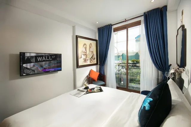 غرفة تنفيذية بسرير كوين، Carillon Boutique Hotel 1/7