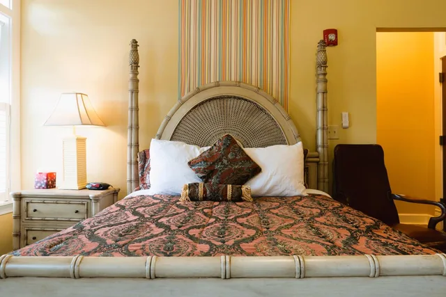 Caribbean, Style, Deluxe, 2 Queen Beds، Oak Tree Hotel 6/17