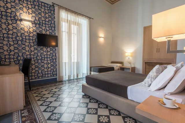 غرفة قياسية بسرير مزدوج أو سريرين منفصلين، Vittorio Veneto Hotel 5/10