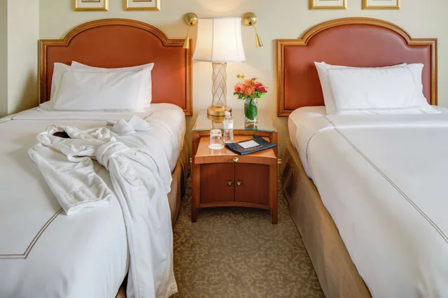 غرفة بسريرين مزدوجين لذوي الإعاقة، Conrad Indianapolis 7/10