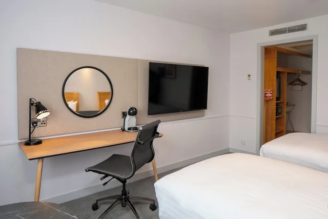 غرفة قياسية بسريرين منفصلين، HOLIDAY INN BRISTOL FILTON 8/9