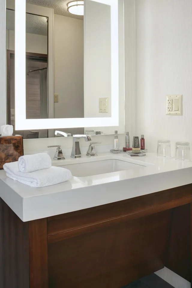 غرفة بسريرين مزدوجين، DETROIT MARRIOTT SOUTHFIELD 9/10