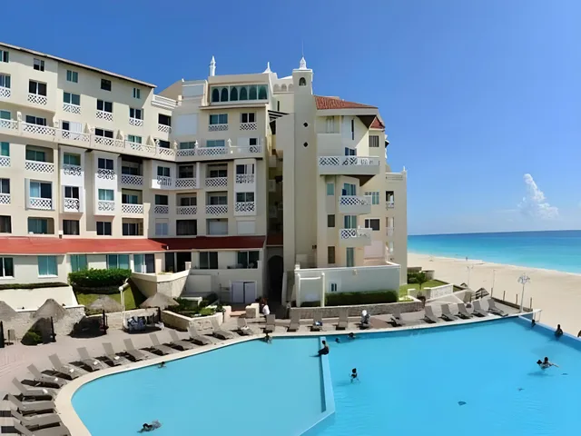 غرفة بسريرين مزدوجين بإطلالة على البحر، Bsea Cancun Plaza Hotel 1/1