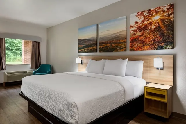 غرفة بسرير كينج لذوي الإعاقة، Days Inn by Wyndham Lexington 4/10