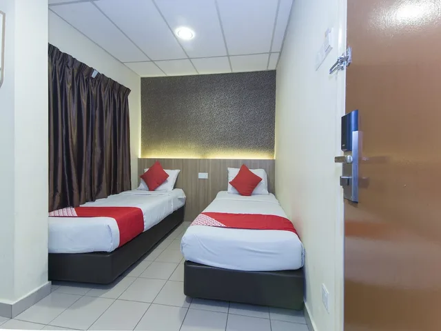 Deluxe, Twin Beds, Dragon Inn Premium Hotel 2/3
