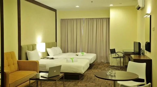 غرفة ديلوكس بسرير كينج، Hotel Primera Suite 2/4