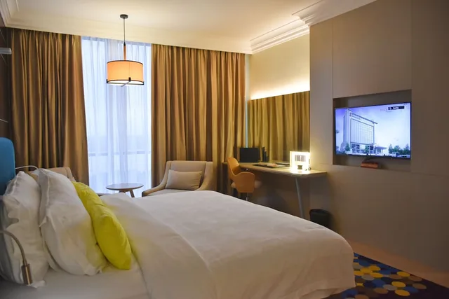 جناح جونيور بسرير كينج، UCSI HOTEL KUCHING 1/6