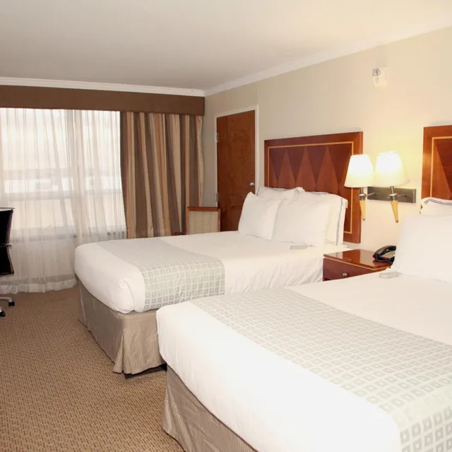 غرفة بسريرين مزدوجين، Hotel Executive Suites 2/10