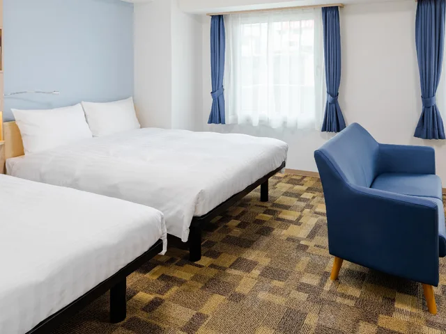 غرفة ديلوكس بسريرين منفصلين، Toyoko Inn Osaka Namba 1/2