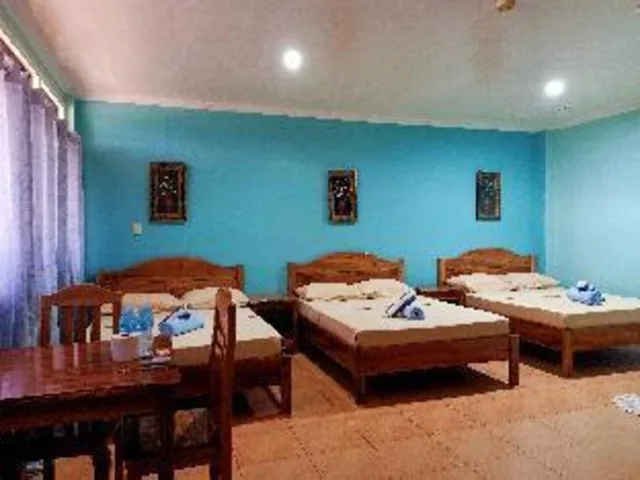 جناح عائلي بسريرين كوين، Panglao Kalikasan Dive Resort 3/4