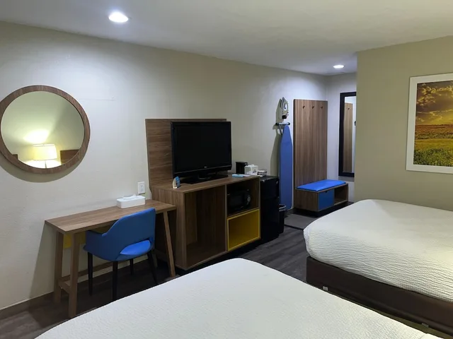 غرفة بسريرين مزدوجين، Days Inn By Wyndham El Centro 8/10