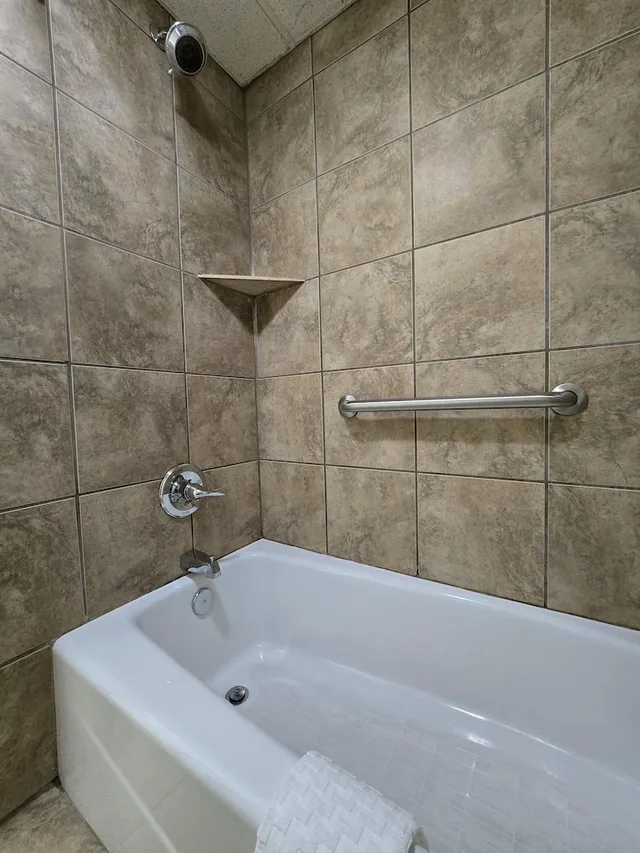 غرفة بزنس مفردة بسرير كينج، Baymont by Wyndham McAlester Hwy 69 5/5