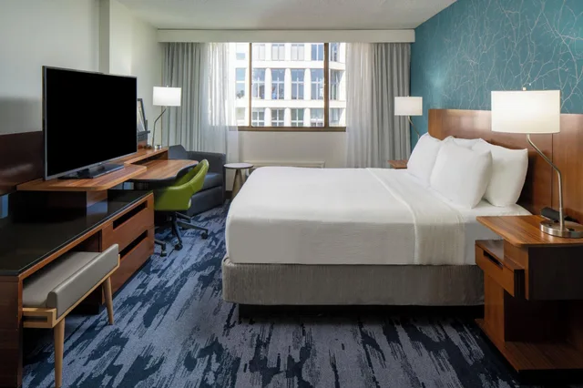 جناح بغرفة نوم واحدة في طابق مرتفع لذوي الإعاقة، Fairfield Inn Suites By Marriott Charlotte Uptown 1/2