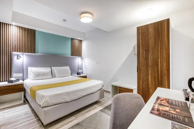 Inner, Double Bed, No Balcony، Solana Hotel & Spa 9/10